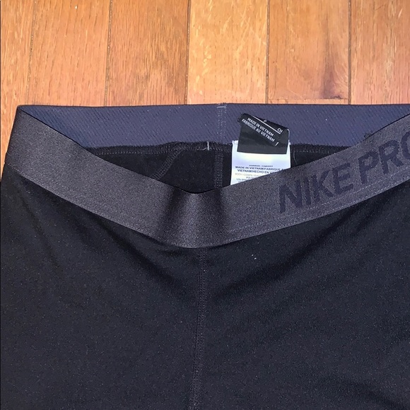 nike leggings - Picture 2 of 3